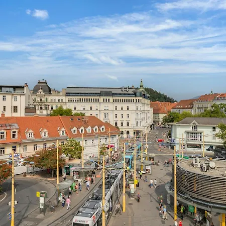 Emerald Design - Historic Center With Free Parking & Panoramic View By Hero Homes