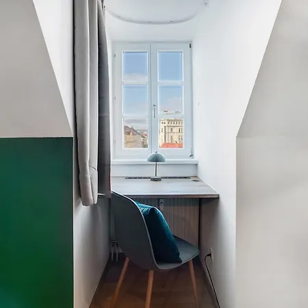 Emerald By Hero Homes - Erstklassige Lage Im Historischen Zentrum - Self-check-in *