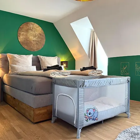 Emerald Design - Historic Center With Free Parking & Panoramic View By Hero Homes